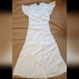 Lulus - Heart of Marigold White Wrap Maxi Dress - Large